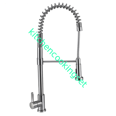Grifos modernos flexibles para los fregaderos del cuarto de baño, grifos modernos del cortijo